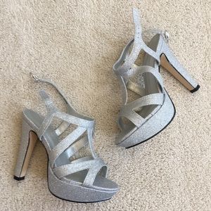 NWOB Touch Ups Queenie Glitter Platform Sandal